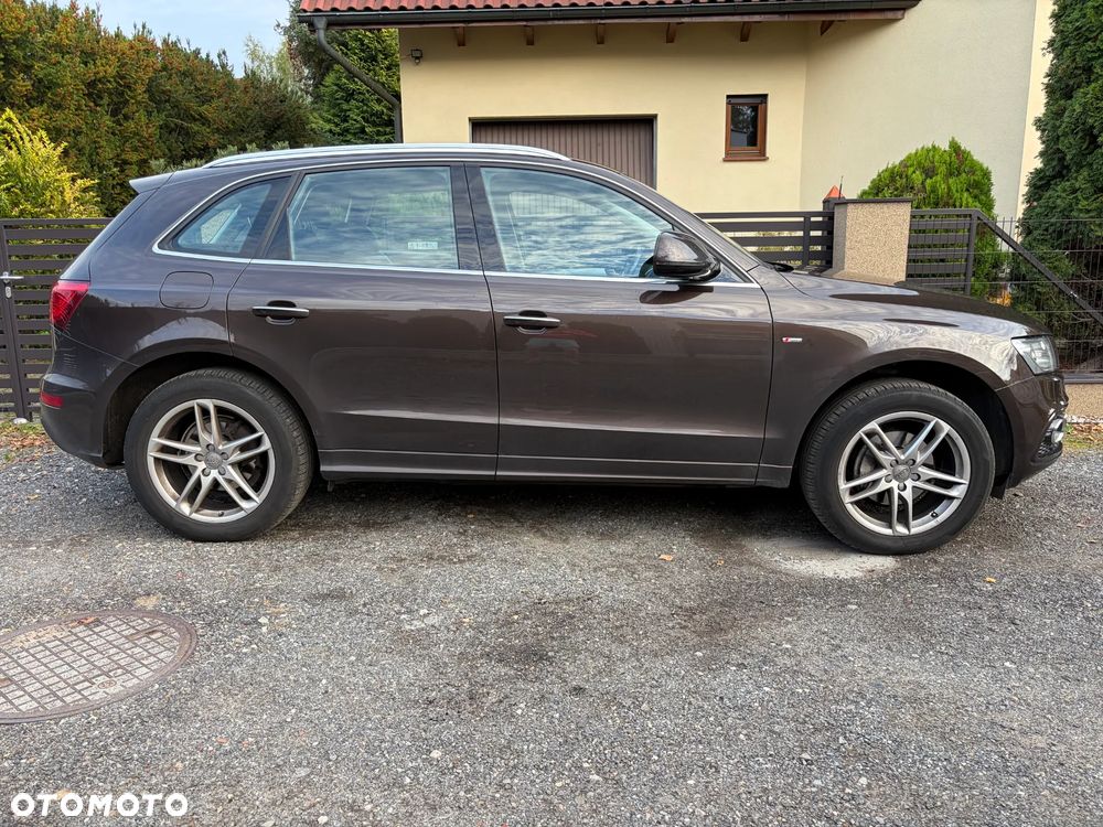 Audi Q5 2015 photo 2