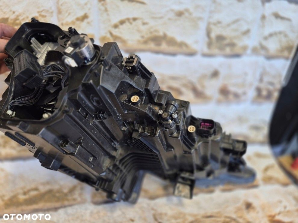 audi q8 24\'\' lift matrix led 4m8941039 lewa lampa europa - 15