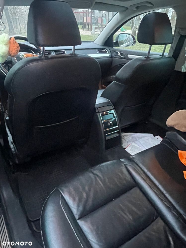 Skoda Superb 2.0 TSI DSG Elegance - 9