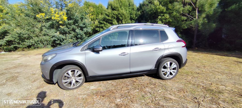Peugeot 2008 1.6 BlueHDi Allure - 11