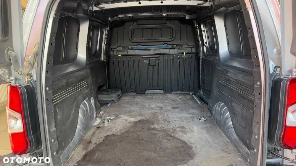 Opel Combo-e Cargo XL Enjoy Furgon - 20