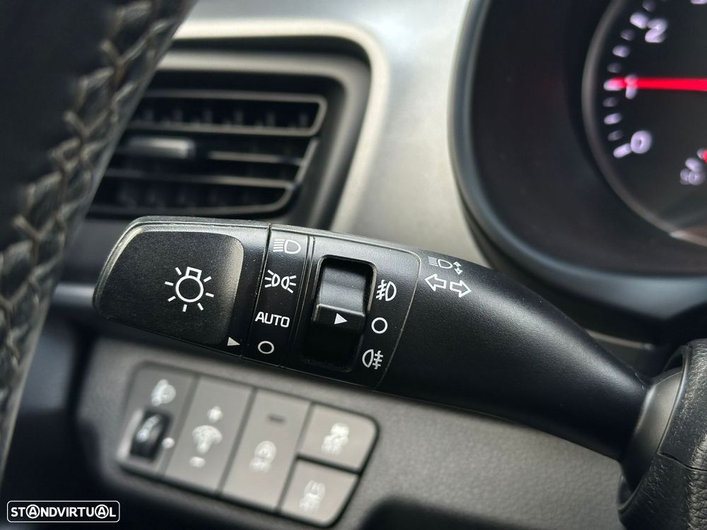 Kia Stonic 1.0 T-GDI Drive - 16