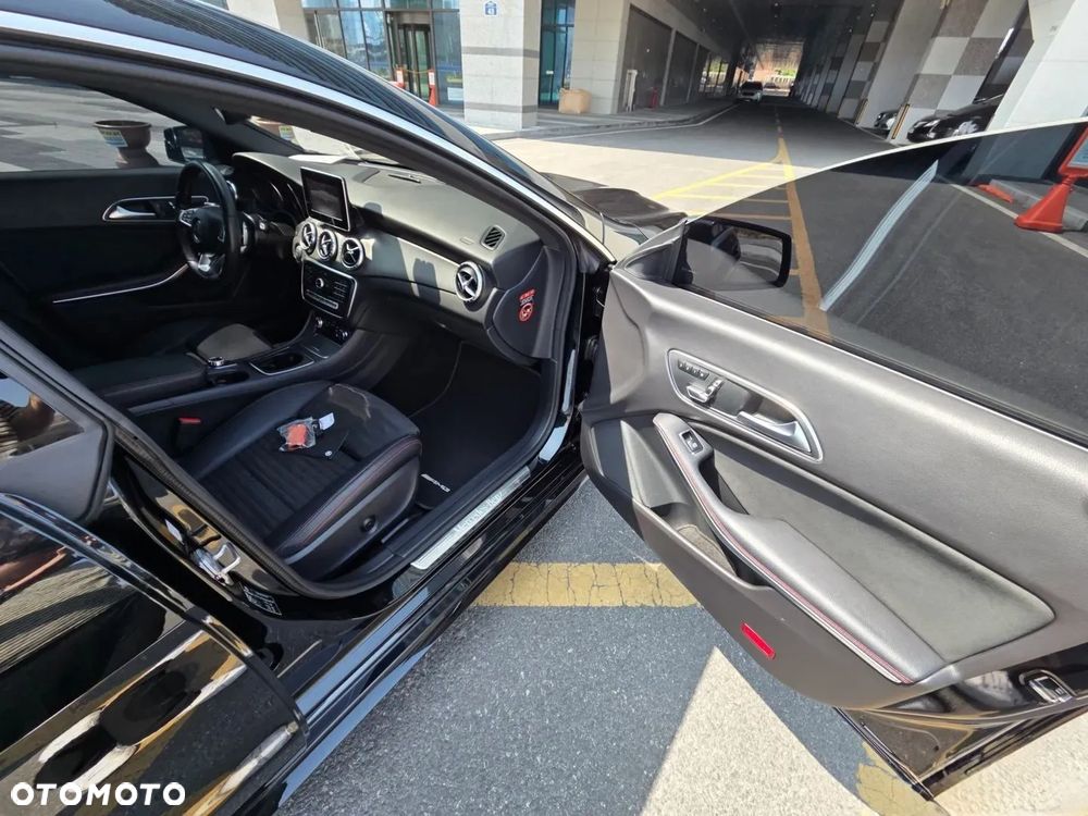 Mercedes-Benz CLA - 15