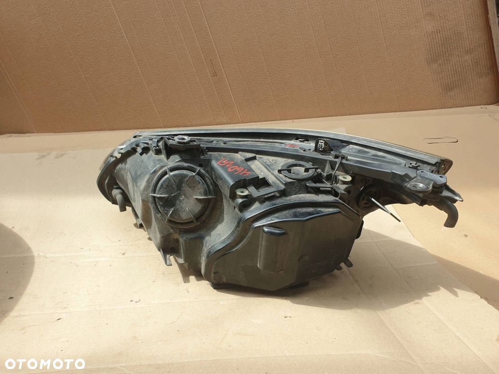 lampa przednia prawa xenon bmw e60 e61 6928022 - 4
