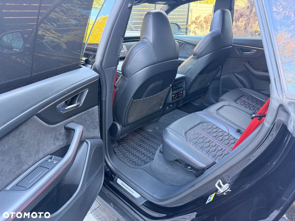 Audi RS Q8 - 28