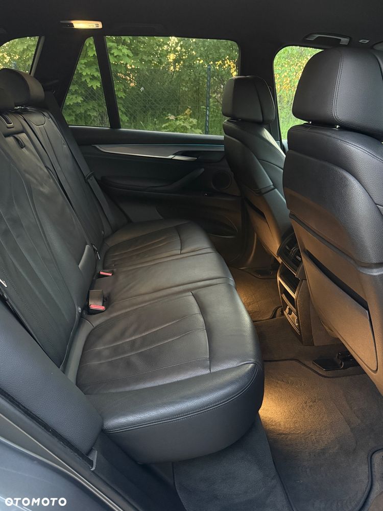 BMW X5 xDrive25d - 16