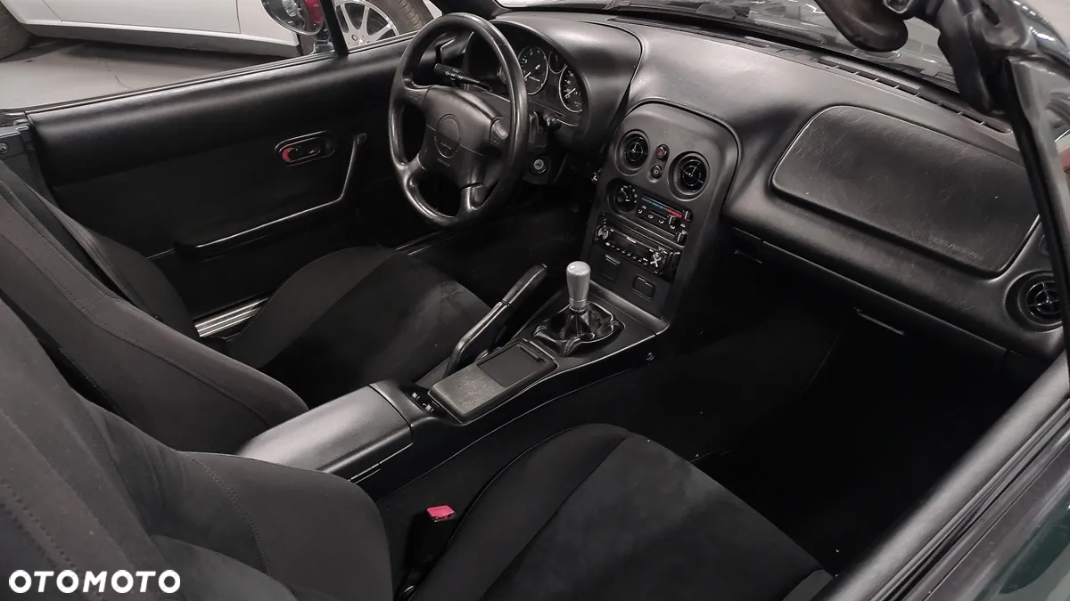 Mazda MX-5 1.6 - 10