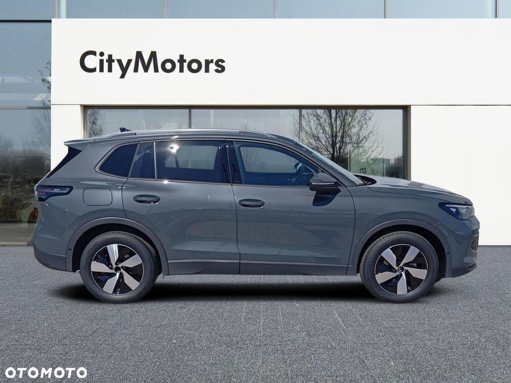Volkswagen Tiguan - 7