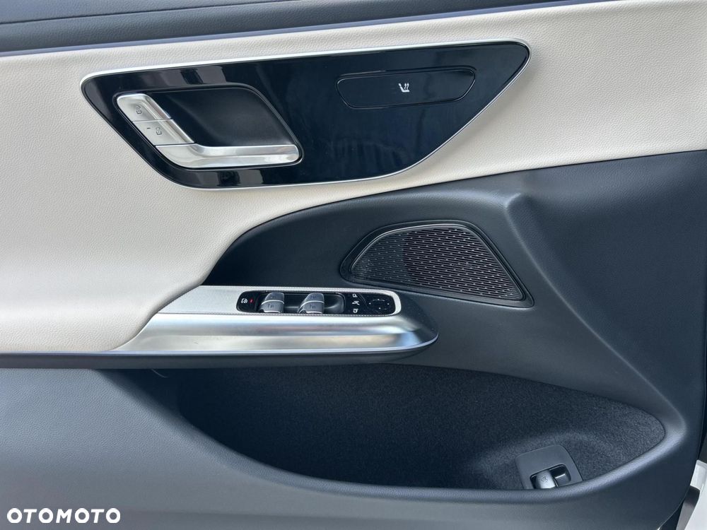 Mercedes-Benz Klasa E - 19