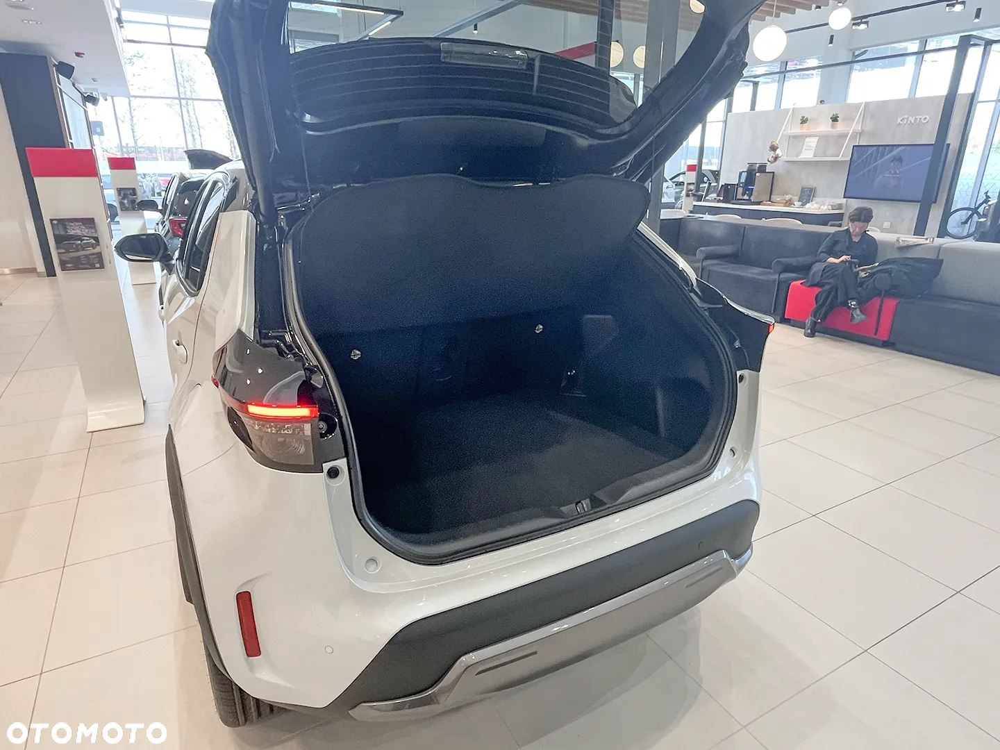 Toyota Yaris Cross Hybrid 1.5 GR Sport - 2