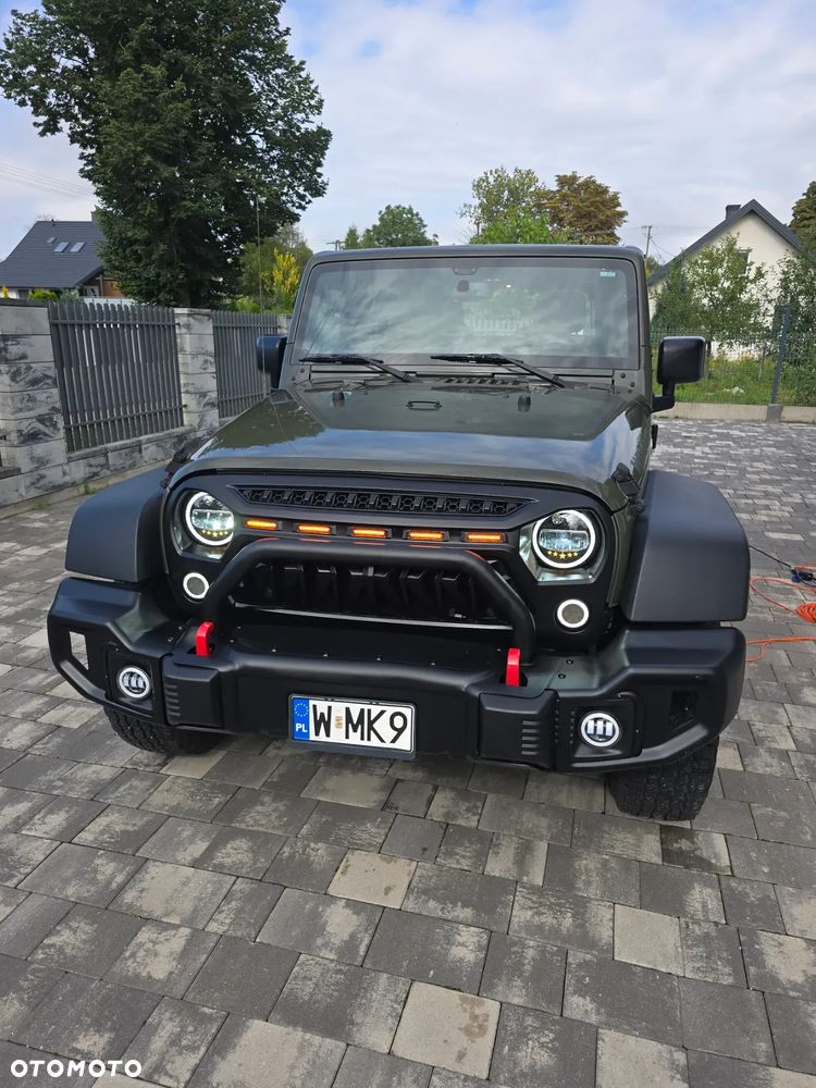 Jeep Wrangler - 16