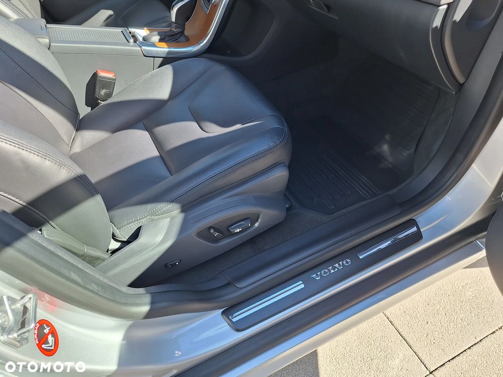 Volvo XC 60 T5 AWD Drive-E Summum - 28