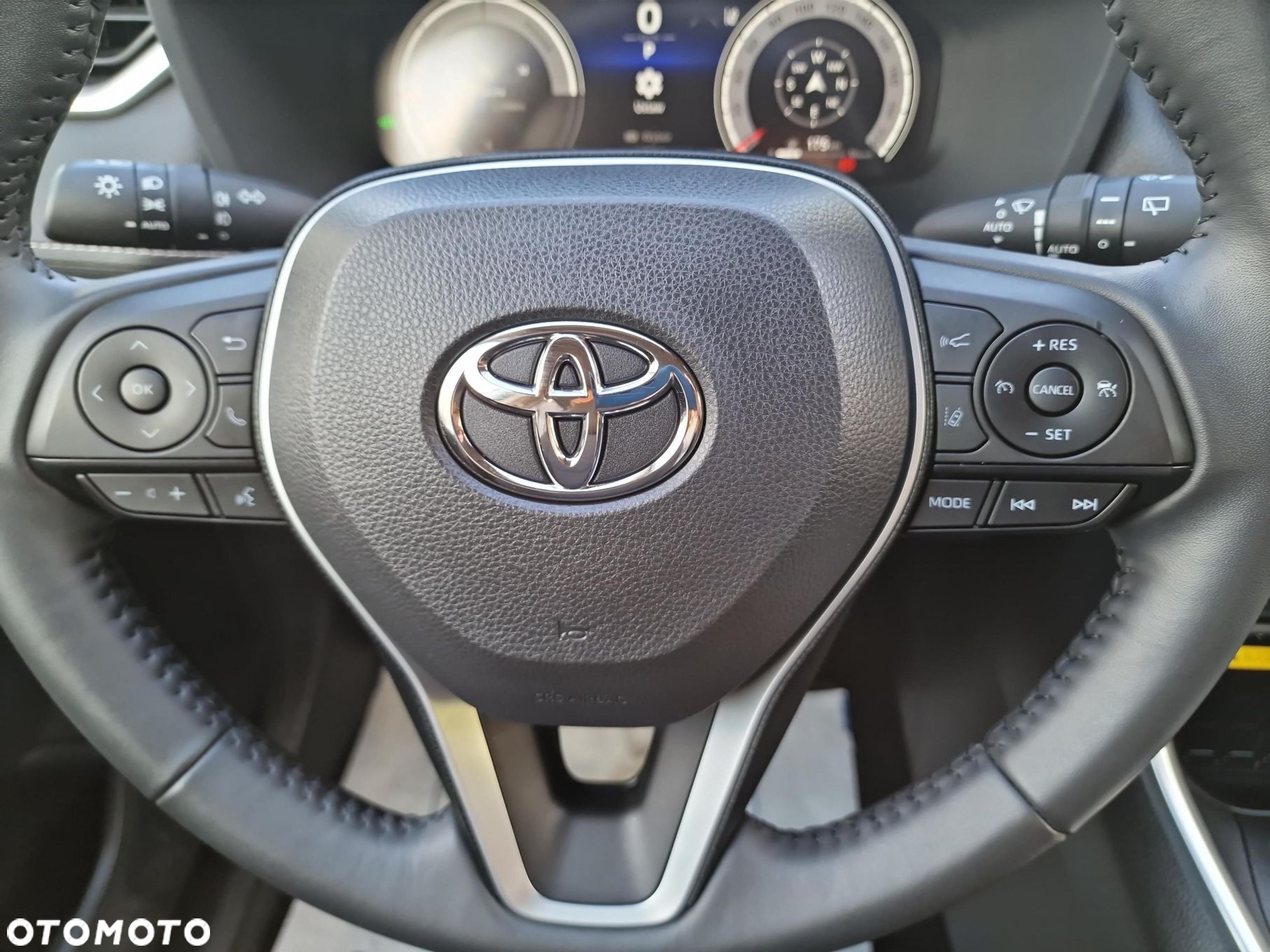 Toyota RAV4 - 21