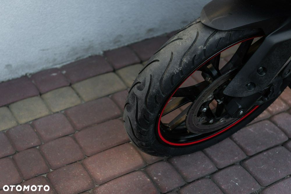 Yamaha YZF - 7