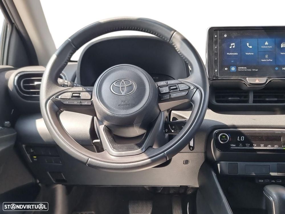 Toyota Yaris - 10
