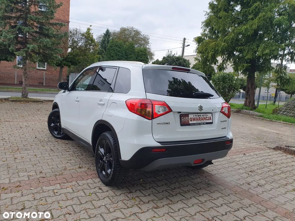 Suzuki Vitara 1.4 Boosterjet Premium 4WD - 23