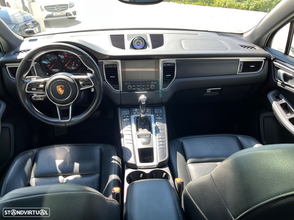 Porsche Macan - 22