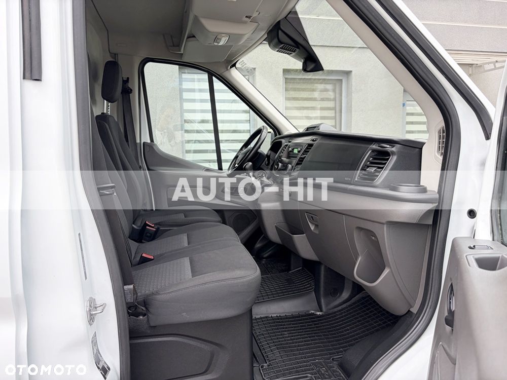 Ford Transit - 6