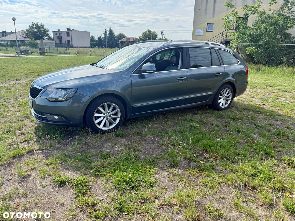 Skoda Superb 1.6 TDI Ambition Greenline - 9