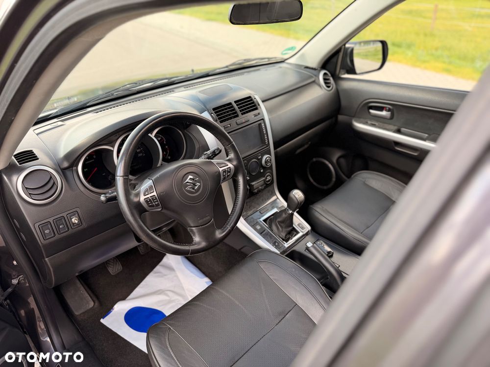 Suzuki Grand Vitara 1.9 DDiS Comfort DPF Family - 13