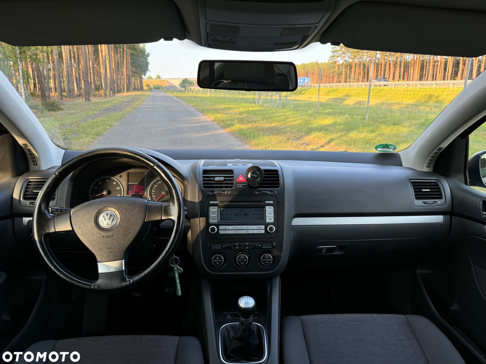 Volkswagen Golf 1.6 Tour - 6
