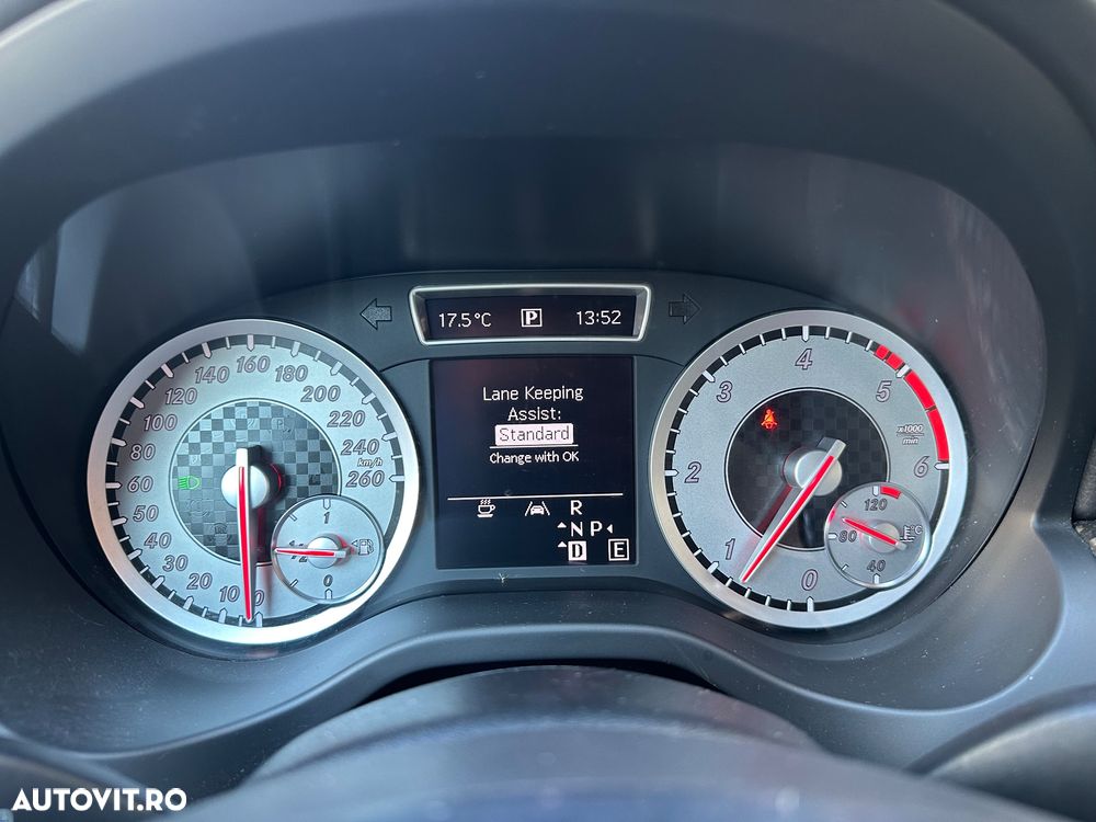 Mercedes-Benz A 200 CDI 7G-DCT AMG Line - 17