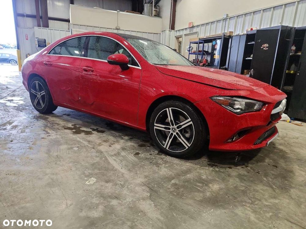 Mercedes-Benz CLA - 5