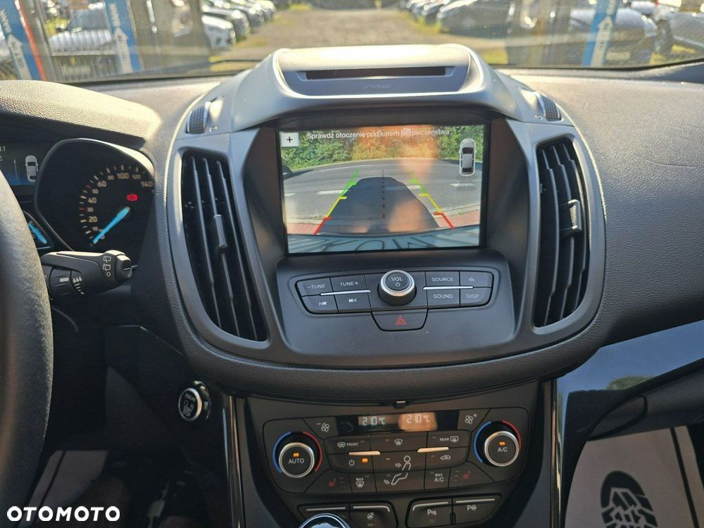 Ford Kuga - 24