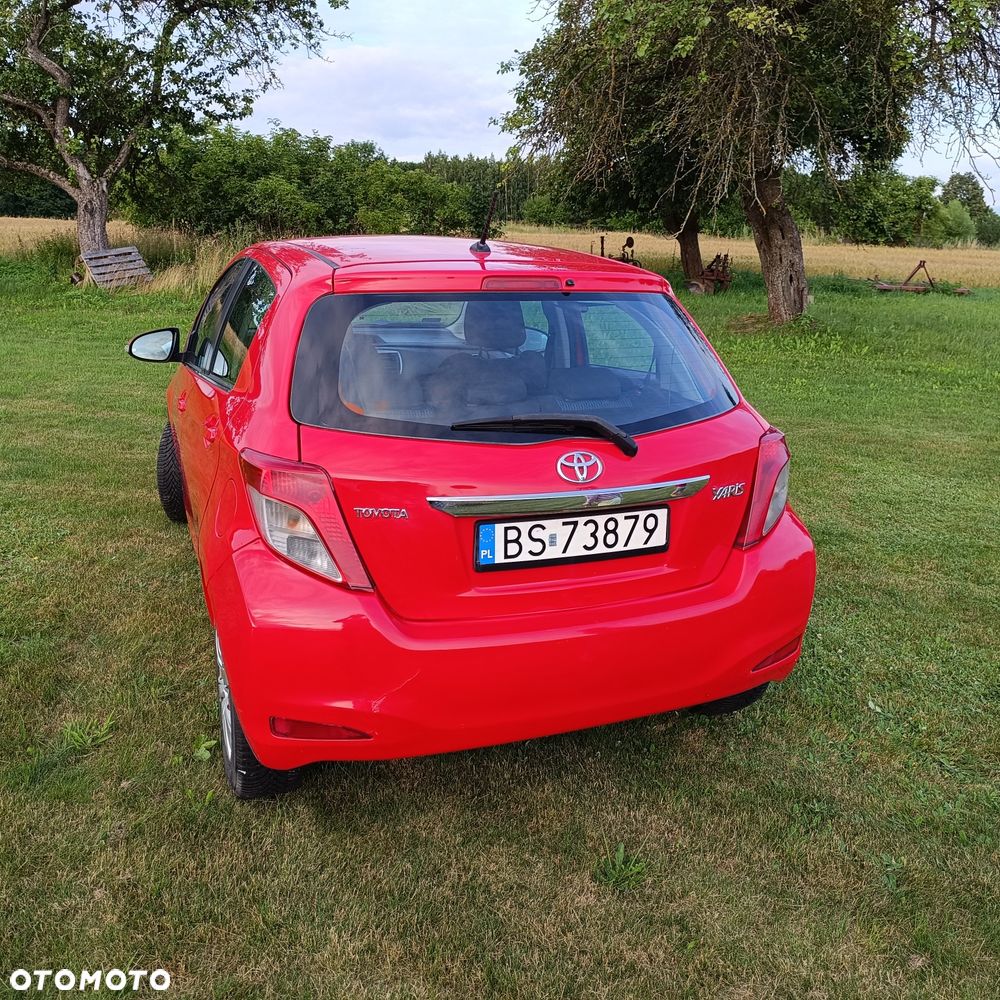 Toyota Yaris - 4