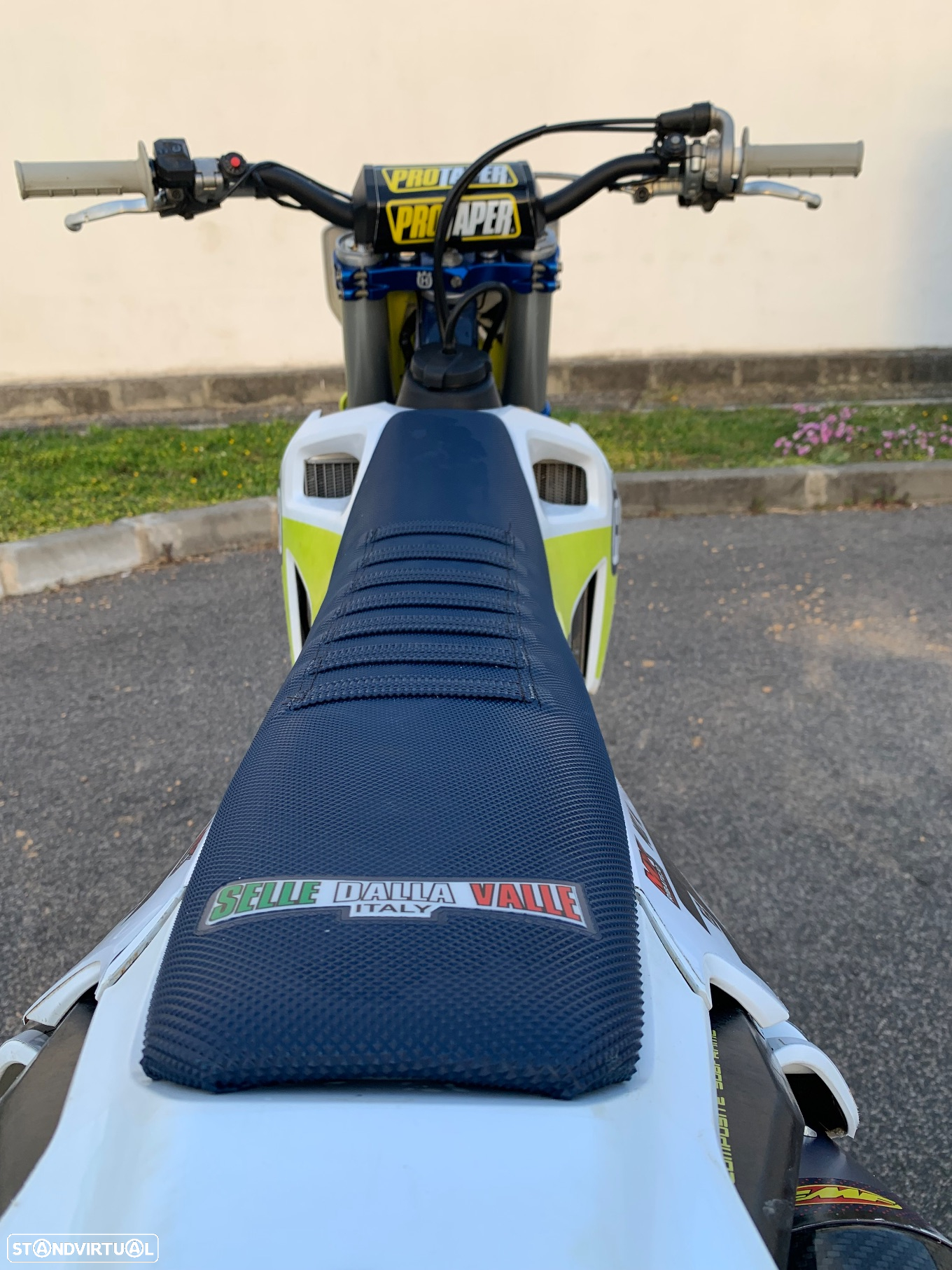 Husqvarna FC - 10