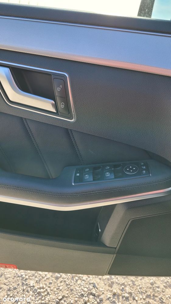 Mercedes-Benz Klasa E 350 CDI BlueEff - 12