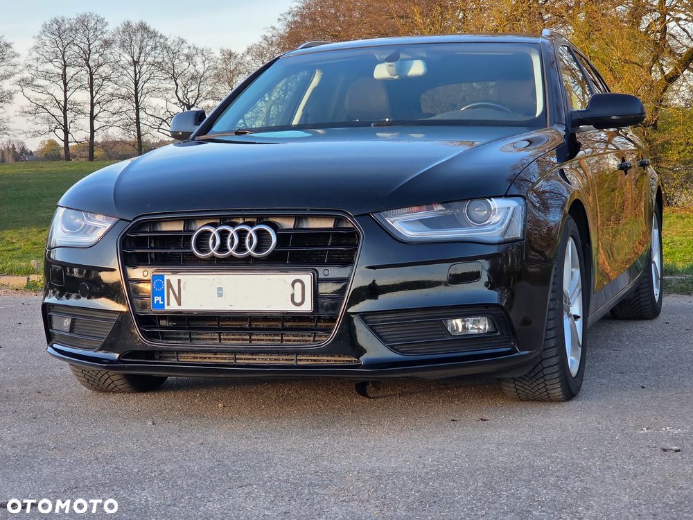 Audi A4 Avant 2.0 TDI DPF Ambiente - 22