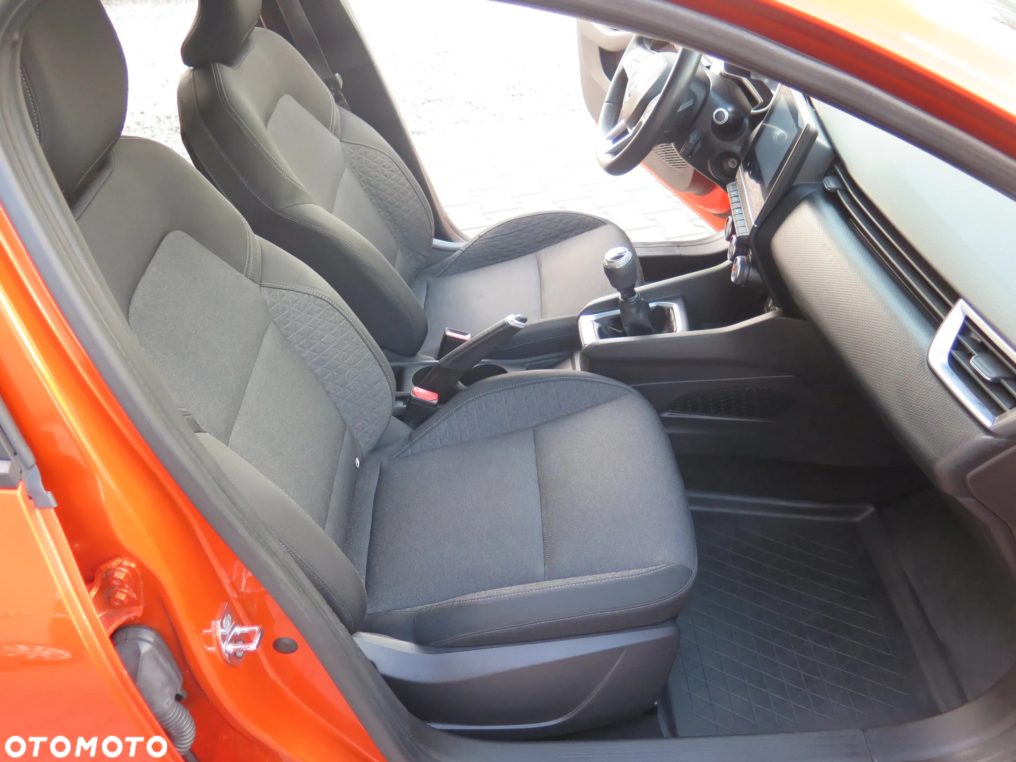 Renault Clio - 28