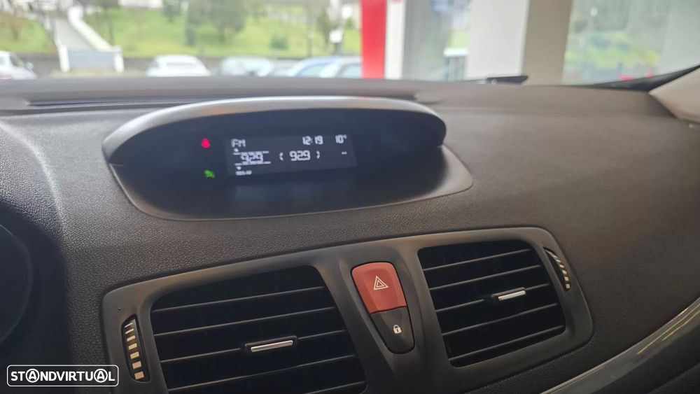 Renault Mégane Sport Tourer 1.5 dCi GT Line CO2 Champion - 36