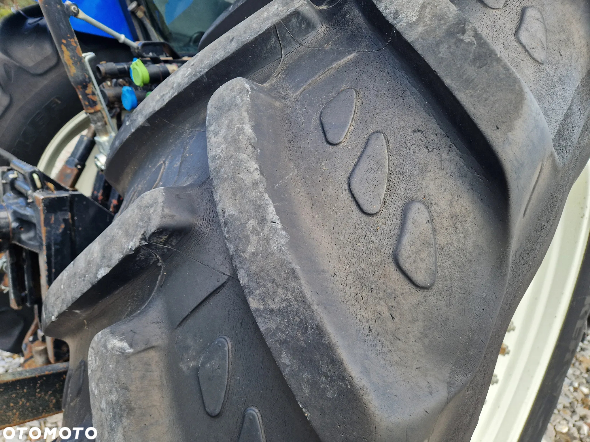 New Holland TM 120 - 16
