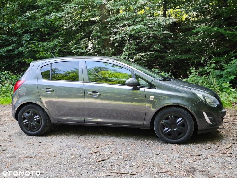 Opel Corsa 1.2 16V 111 - 9