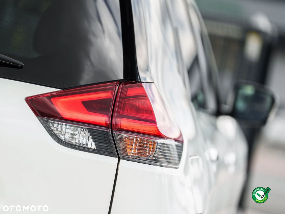Nissan X-Trail 1.6 DCi N-Connecta 2WD Xtronic 7os - 12