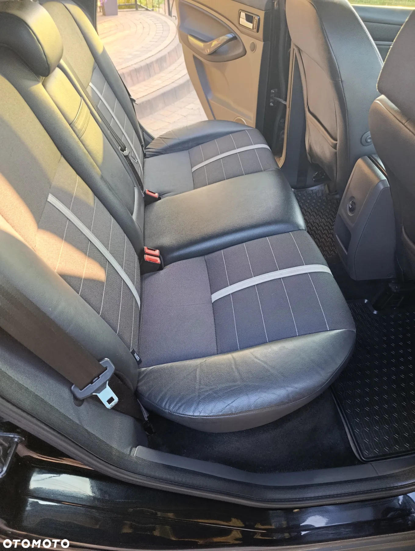 Ford Kuga 2.0 TDCi Titanium - 9