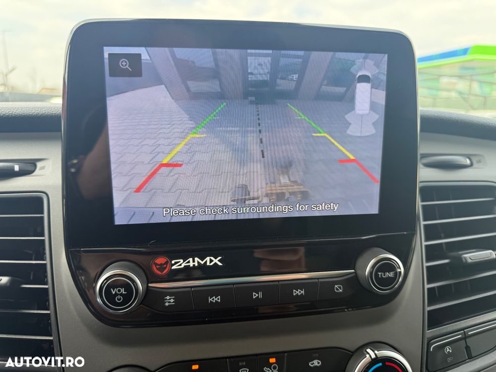 Ford TRANSIT CUSTOM - 4