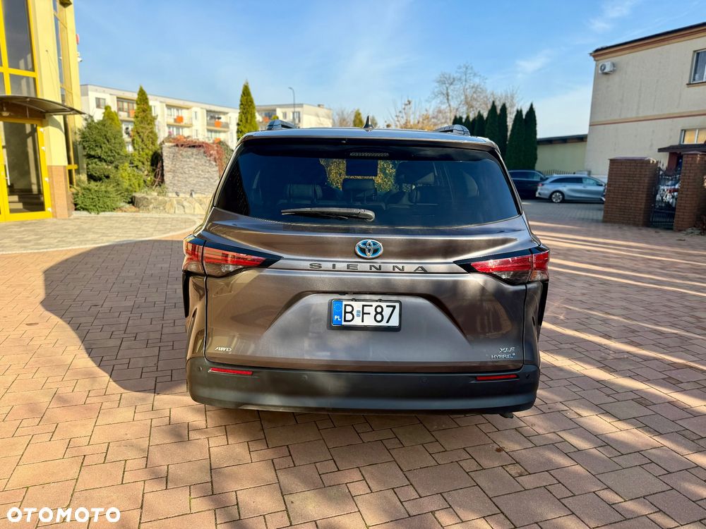 Toyota Sienna 3.5 V6 XLE AWD - 10