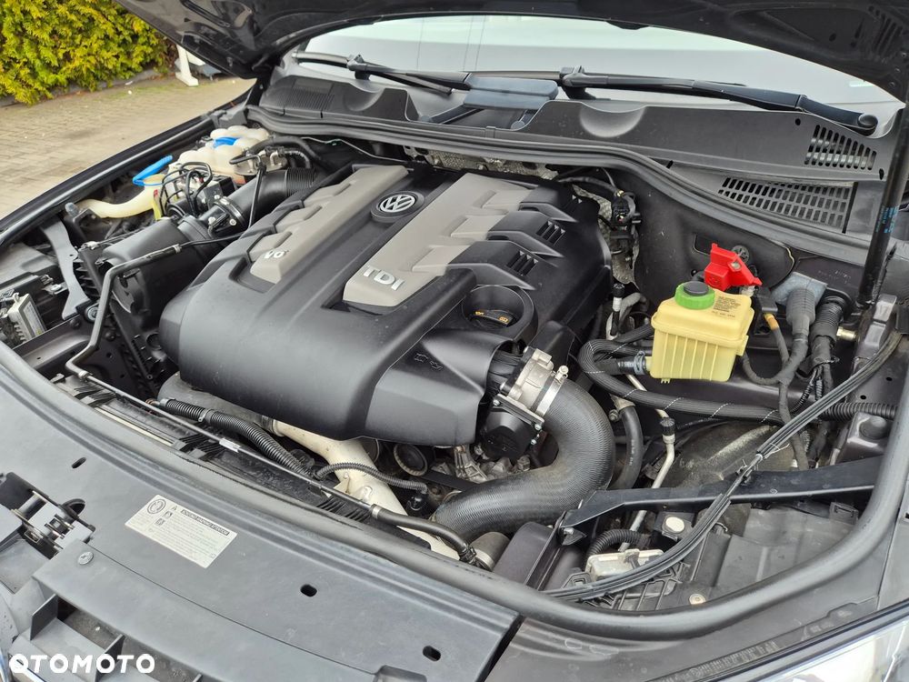 Volkswagen Touareg 3.0 V6 TDI BMT Business Line - 39