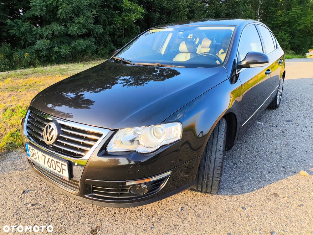 Volkswagen Passat 2.0 FSI Highline - 17