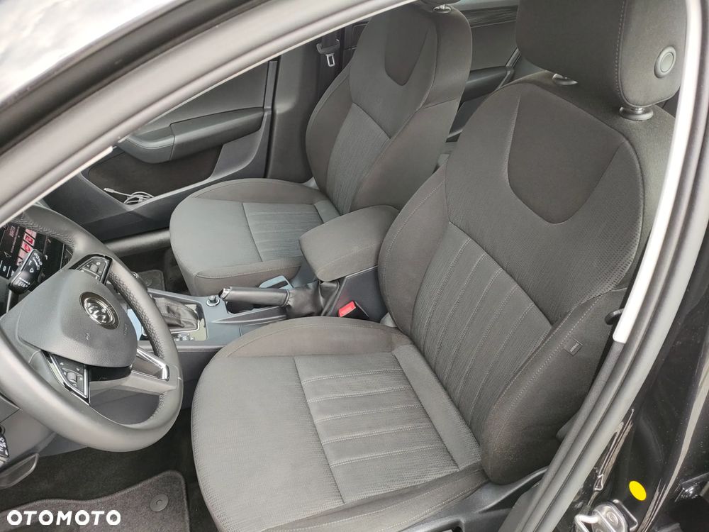 Skoda Octavia 2.0 TSI DSG Clever - 11