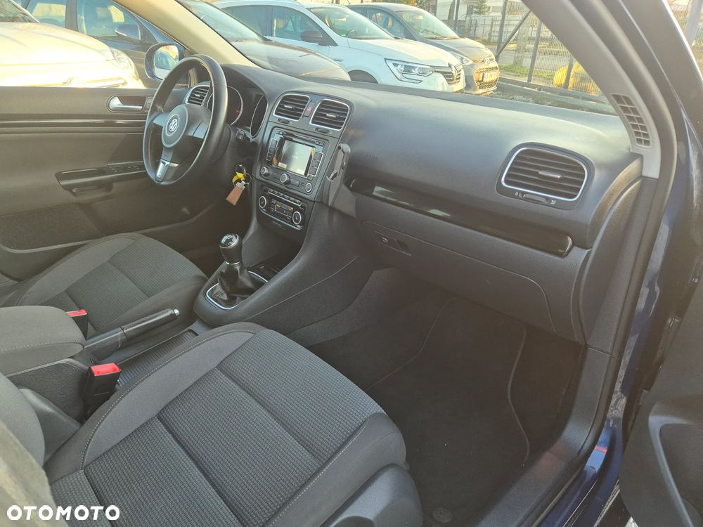 Volkswagen Golf 1.6 TDI DPF Comfortline - 16