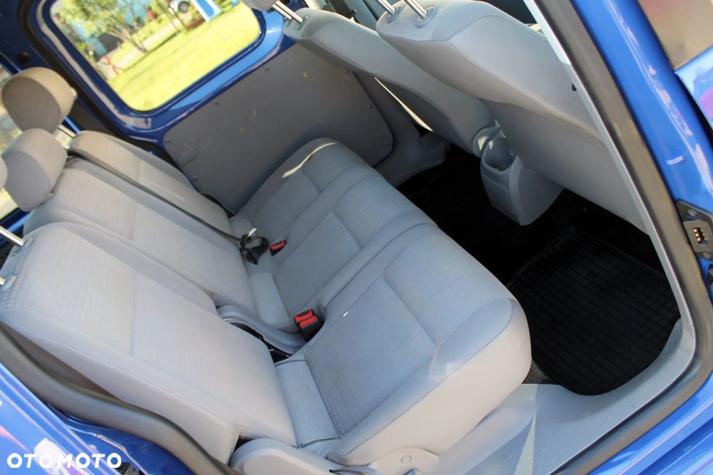Volkswagen Caddy 1.9 Life Family (5-Si.) - 12