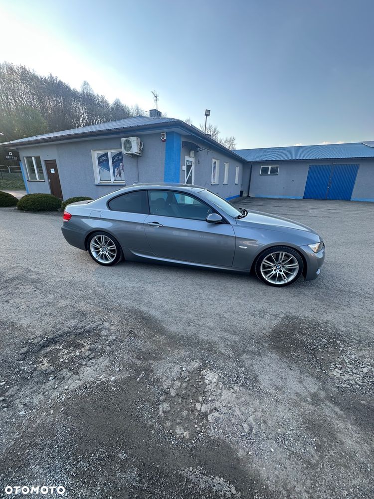 BMW Seria 3 330d DPF M Sport Edition - 2