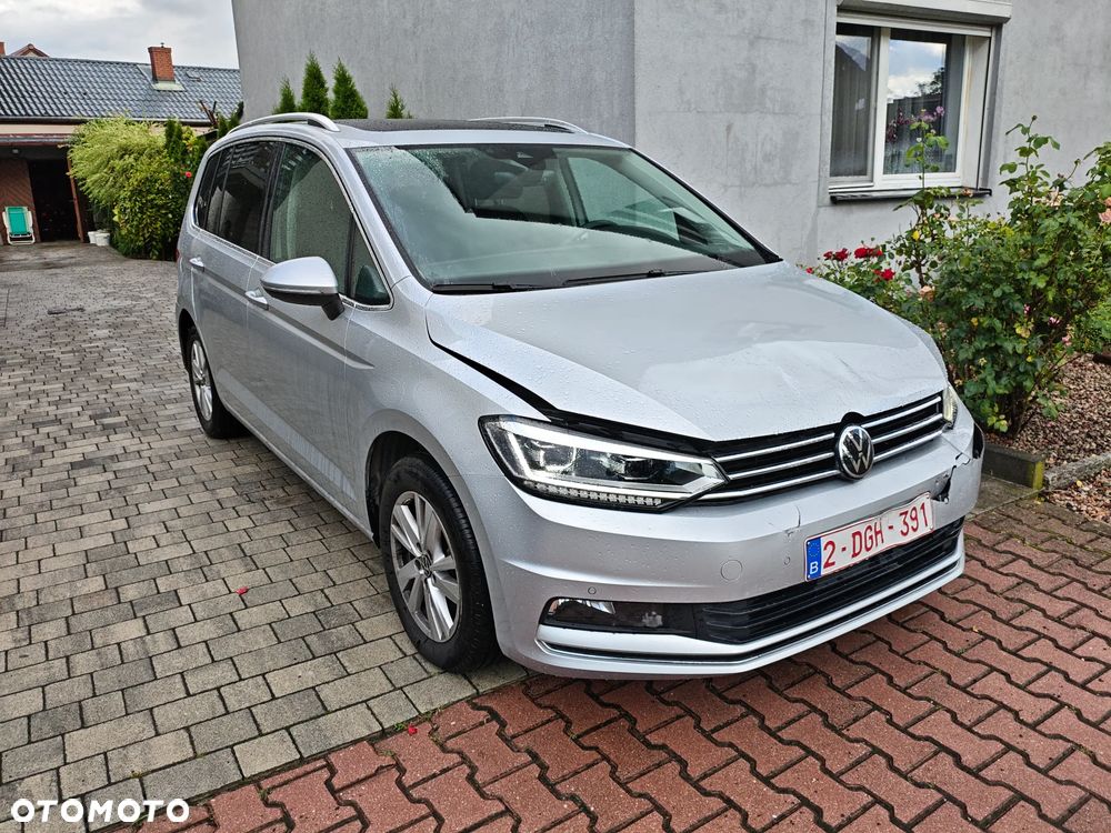 Volkswagen Touran 1.5 TSI ACT OPF Highline - 2
