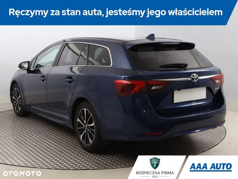 Toyota Avensis - 6