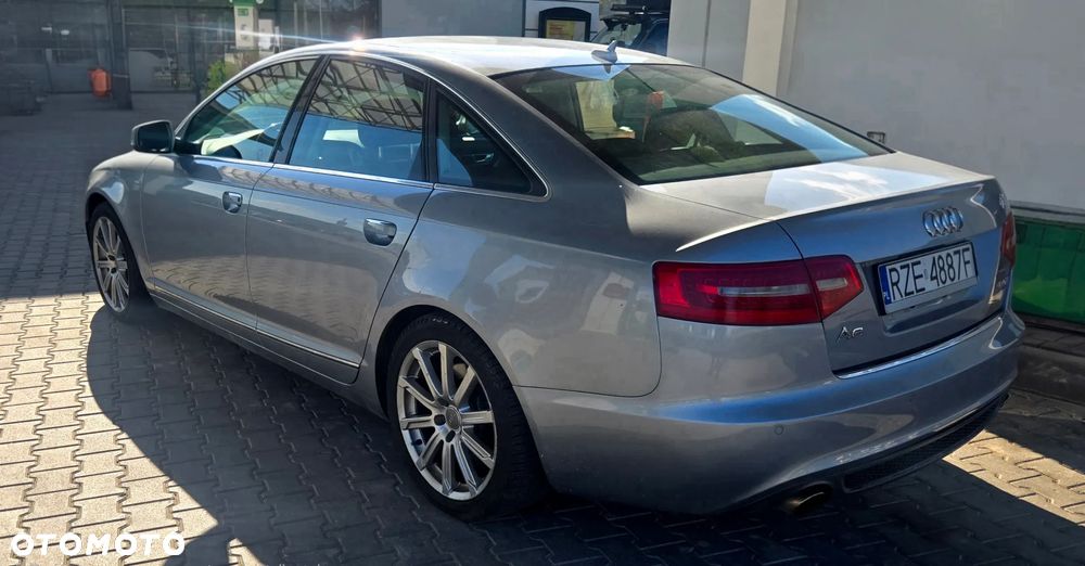 Audi A6 - 4