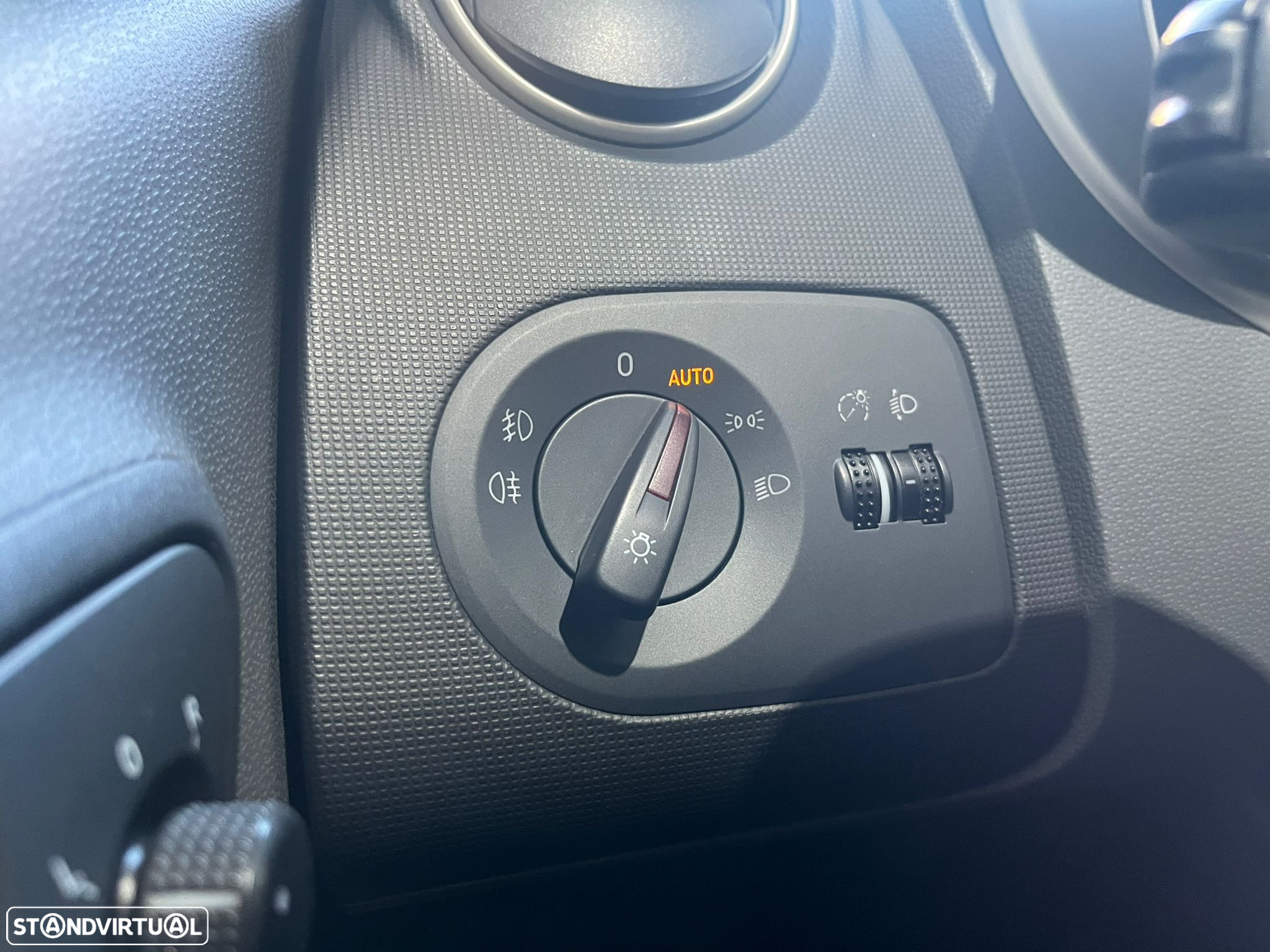 SEAT Ibiza 1.6 TDI Copa Plus DPF - 23